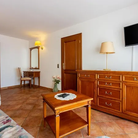 Agava Guest house 3*