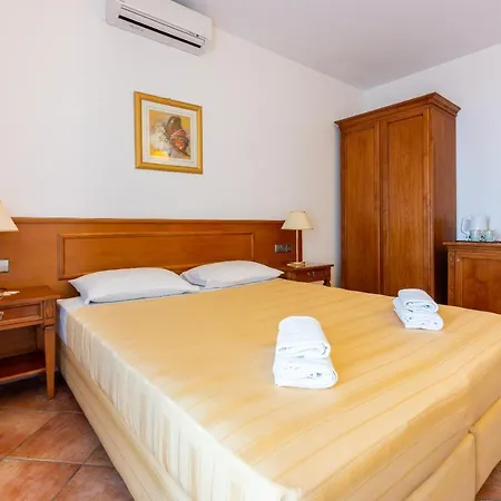 Agava Vendégház 3*